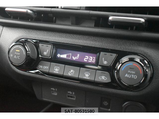 Nissan AURA 2021-06 239453-7