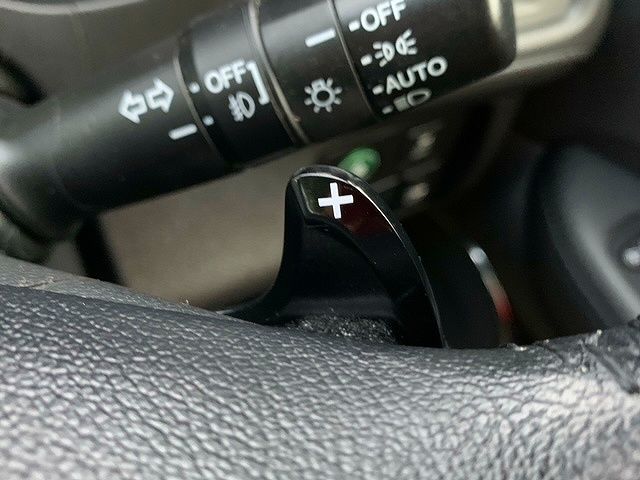 Honda VEZEL 2017-03 862-16