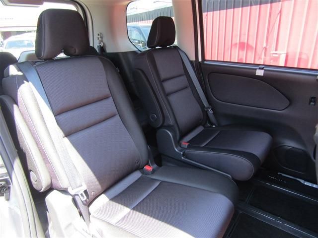 Nissan SERENA 2018-06 6247-6