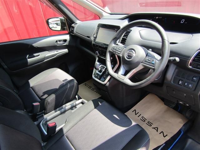 Nissan SERENA 2018-06 6247-5