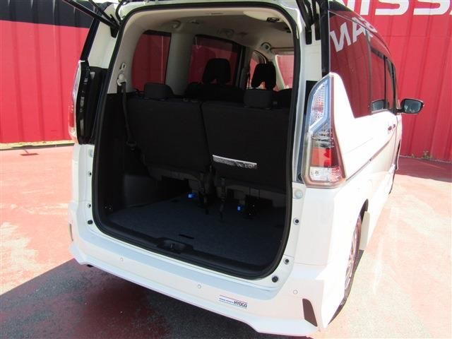 Nissan SERENA 2018-06 6247-8