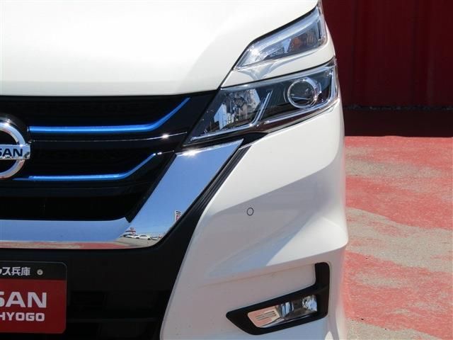 Nissan SERENA 2018-06 6247-24