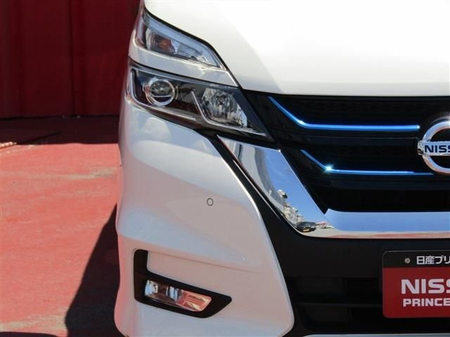 Nissan SERENA 2018-06 6247-23