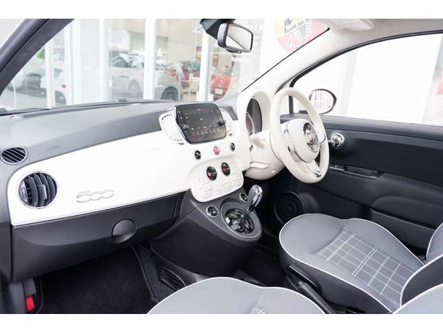 Fiat 500 2019-05 15150-12