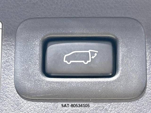 Toyota ALPHARD 2017-11 226770-5