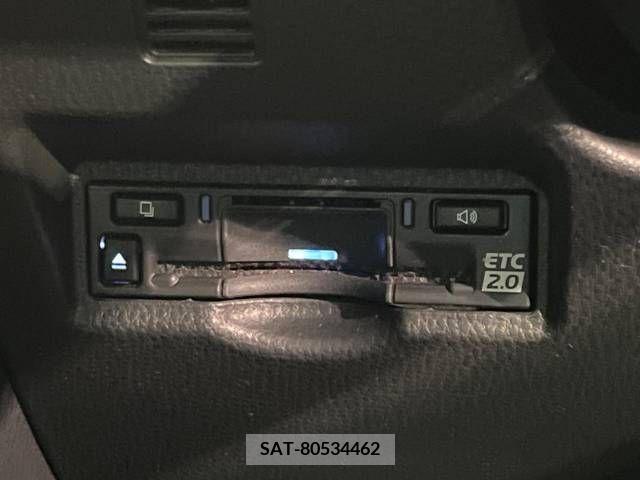 Toyota NOAH HYBRID 2023-01 279587-7
