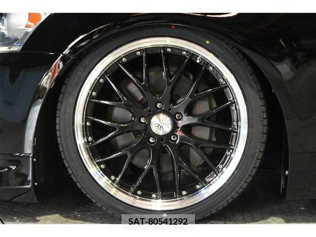 Lexus LS 2013-03 202723-12
