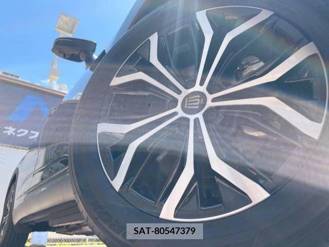 Toyota CROWN 2023-04 297730-10