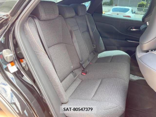 Toyota CROWN 2023-04 297730-6