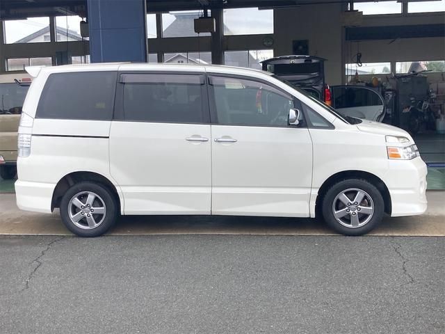 Toyota VOXY 2005-07 5502-3