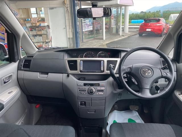 Toyota VOXY 2005-07 5502-6