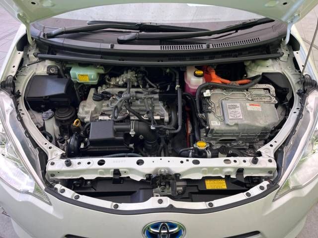 Toyota AQUA 2014-03 15160-18