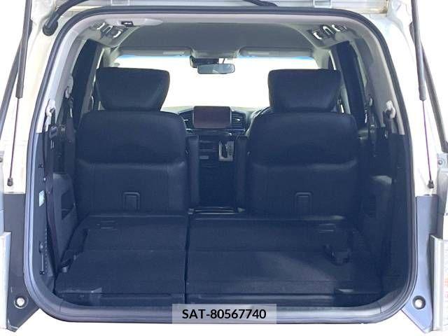 Nissan ELGRAND 2019-06 352999-13