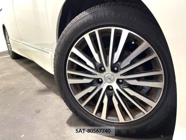 Nissan ELGRAND 2019-06 352999-18