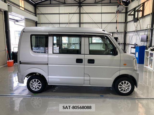 Suzuki EVERY 2011-07 297441-5