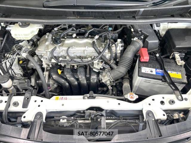 Toyota NOAH 2018-11 332191-19
