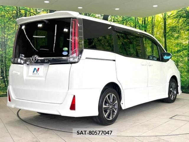 Toyota NOAH 2018-11 332191-18