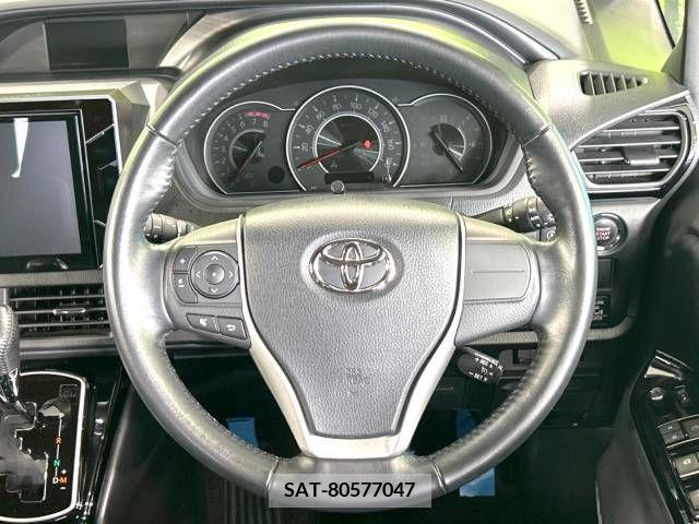 Toyota NOAH 2018-11 332191-14