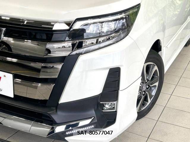 Toyota NOAH 2018-11 332191-12