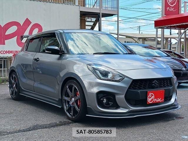 Suzuki SWIFT 2022-09 331056-11