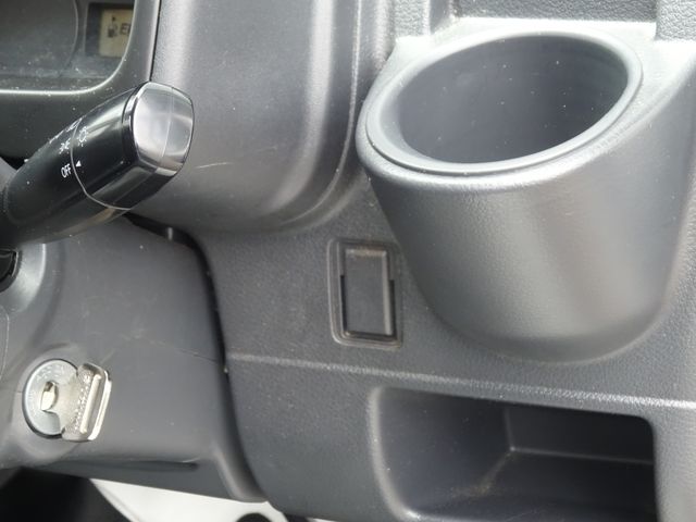 Suzuki CARRY TRUCK 2018-03 6228-5