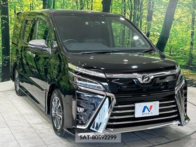 Toyota VOXY 2019-09 370387-16