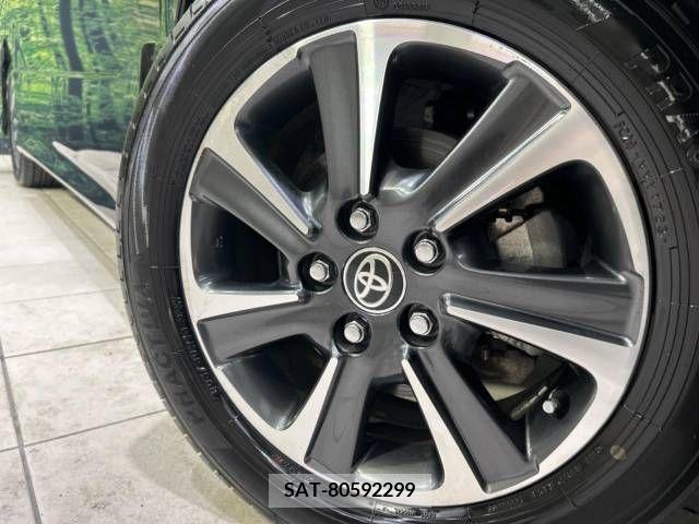Toyota VOXY 2019-09 370387-13