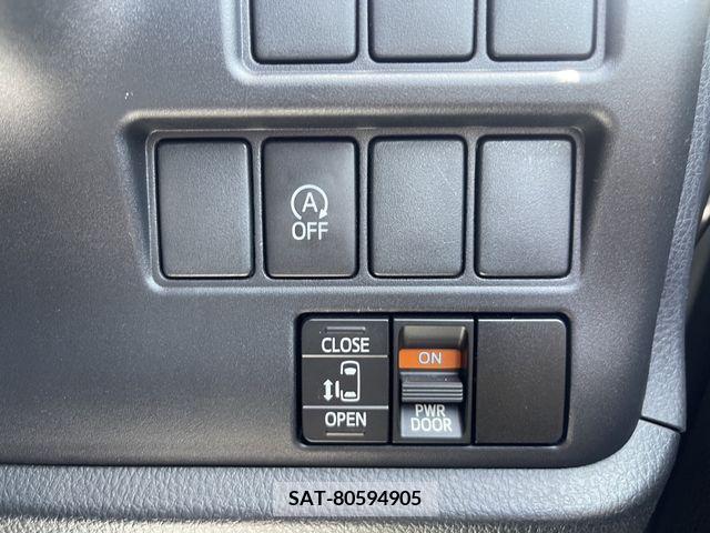 Toyota VOXY 2018-02 384105-12