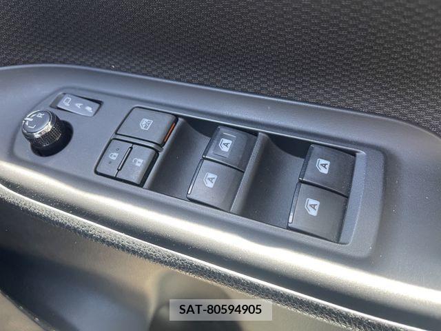 Toyota VOXY 2018-02 384105-11