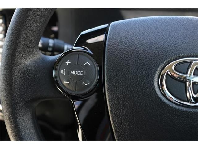 Toyota AQUA 2017-05 13432-16