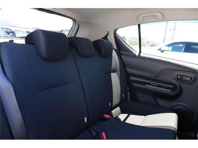 Toyota AQUA 2017-05 13432-19