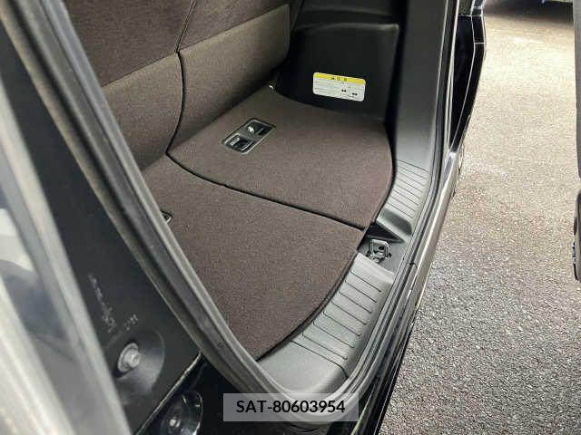 Honda N BOX CUSTOM 2017-11 225865-8