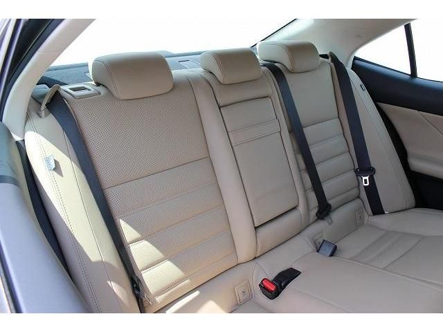 Lexus IS 2017-08 1315-14
