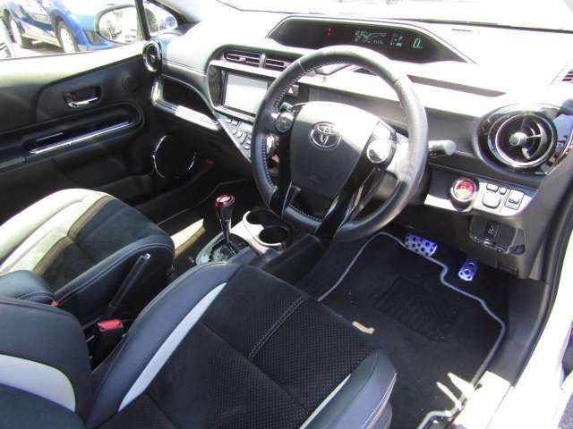Toyota AQUA 2014-08 4395-16