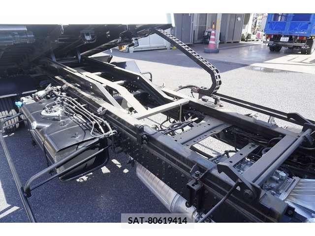 Mitsubishi CANTER 2022-10 263430-16
