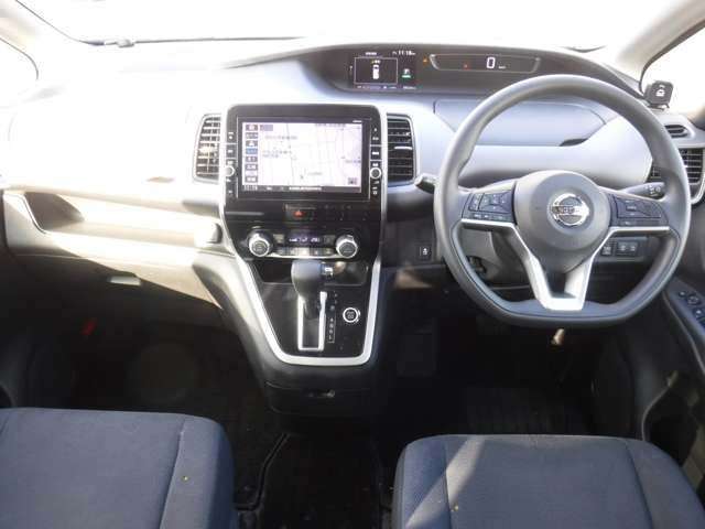 Nissan SERENA 2017-09 188037-2