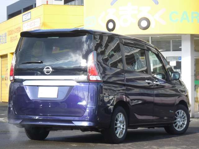 Nissan SERENA 2017-09 188037-1