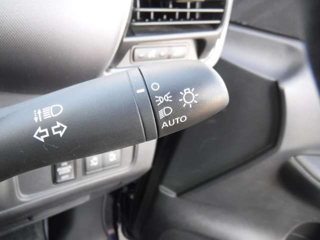 Nissan SERENA 2017-09 188037-10