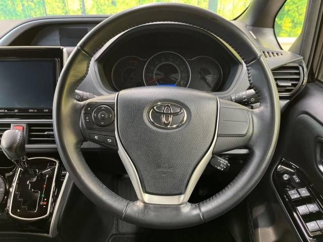 Toyota VOXY 2020-02 17640-11