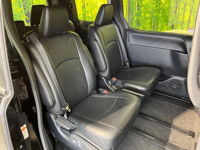 Toyota VOXY 2020-02 17640-9