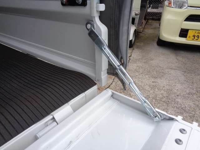 Suzuki CARRY TRUCK 2021-06 184409-11