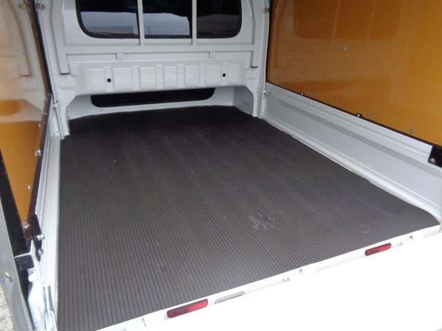 Suzuki CARRY TRUCK 2021-06 184409-9