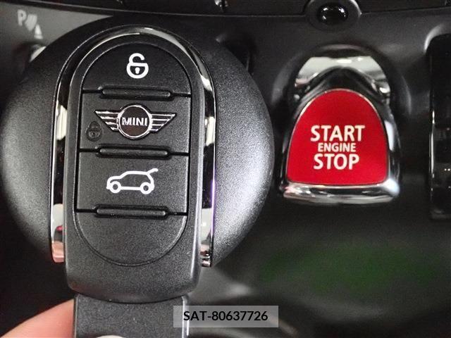 Bmw MINI 2021-06 335943-9