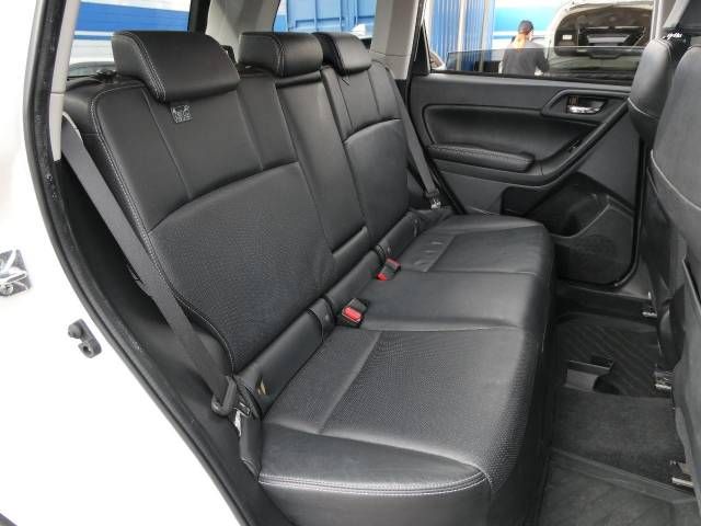 Subaru FORESTER 2012-12 193065-10