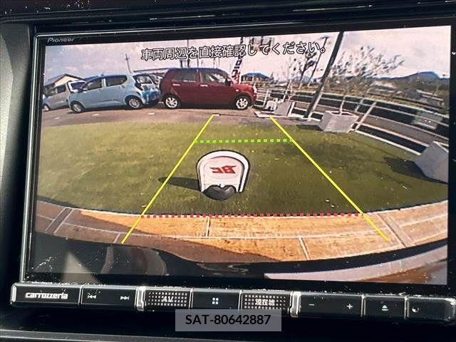 Toyota NOAH 2016-06 279490-3