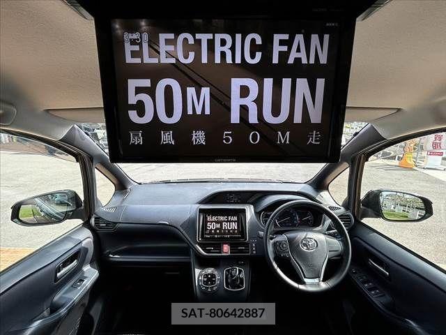 Toyota NOAH 2016-06 279490-1