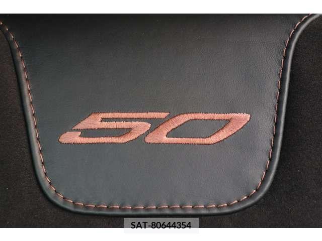 Dodge CHALLENGER 2020-01 267667-13