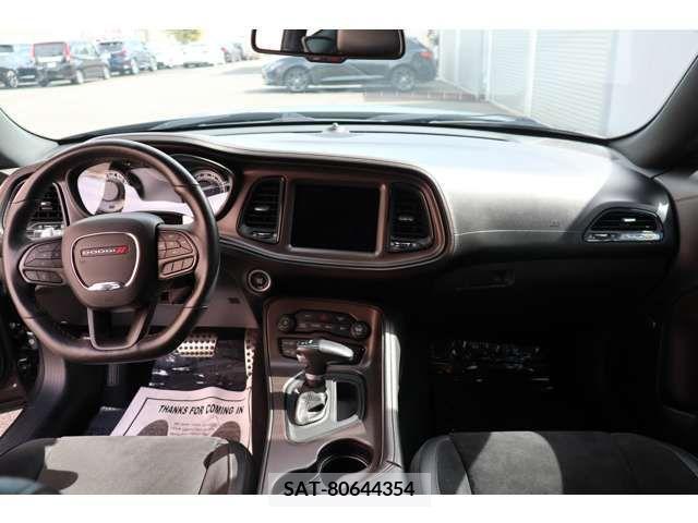 Dodge CHALLENGER 2020-01 267667-4