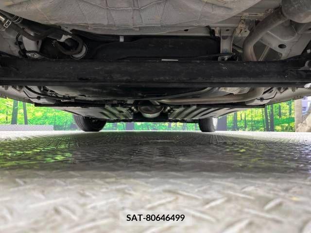Suzuki SWIFT 2022-10 220530-19