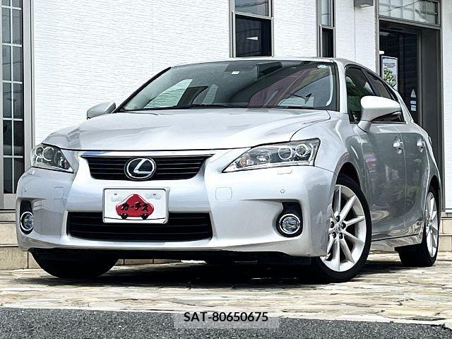 Lexus CT 2011-06 334269-0
